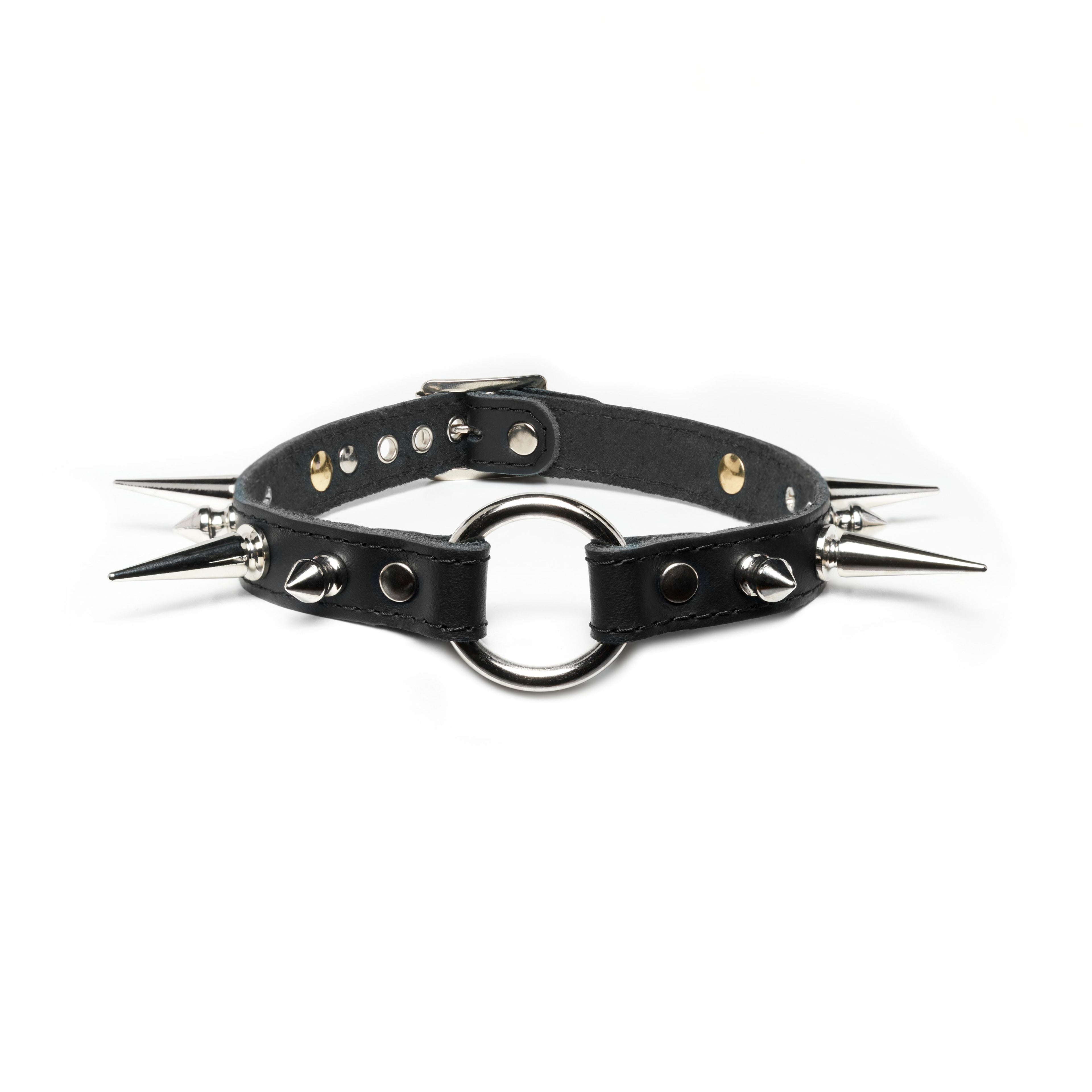 Addicted Excessories O-ring leather collar with small and long spikes, punk gothic boutique, gothic jewelry, handcrafted in Montreal Quebec Canada
