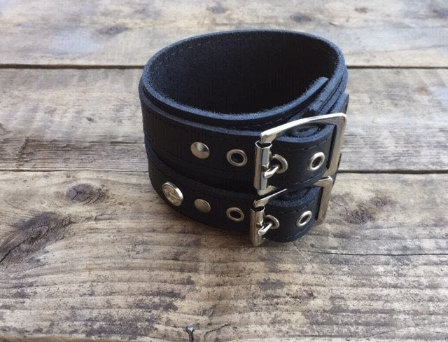 Bracelet de cuir noir à 2 courroies